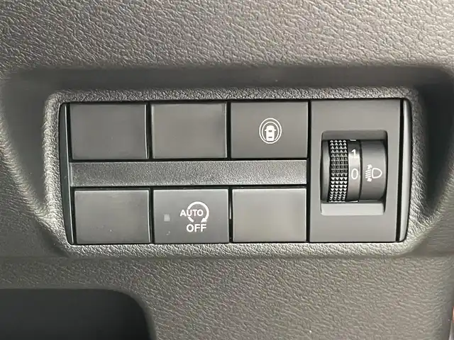 日産 デイズ ボレロ 愛知県 2020(令2)年 2.8万km ピンクⅡ 純正ナビ　フルセグＴＶ　Ｂｌｕｅｔｏｏｔｈ　全方位カメラ　シートヒーター　ツートンカラー　ボレロ専用ハーフレザーシート　エマージェンシブレーキ　衝突軽減装置　アイドリングストップ　オートライト　禁煙車