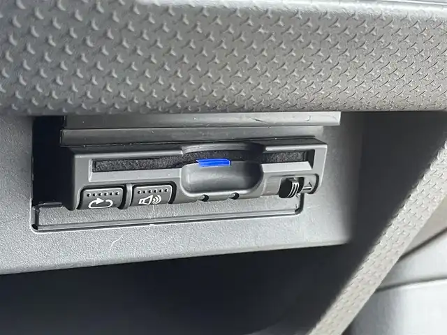 スズキ ハスラー Jスタイル Ⅲ 群馬県 2018(平30)年 5万km アクティブイエロー/スチールシルバー2トーン 社外７インチナビ　バックカメラ　ＨＩＤライト　ハーフレザーシート　シートヒーター　純正１５インチアルミホイール　ステアリングリモコン　コーナーセンサー　スマートキー　ＥＴＣ　ルーフレール　禁煙車