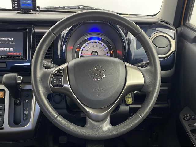 スズキ ハスラー Jスタイル Ⅲ 栃木県 2018(平30)年 5万km アクティブイエロー/スチールシルバー2トーン 社外ナビ/（）/バックカメラ/衝突軽減システム/車線逸脱抑制機能/横滑り防止/アイドリングストップ/ビルトインETC/前席シートヒーター/ハーフレザー/純正アルミホイール/社外フロアマット/電動格納ミラー/ステアリングスイッチ/ISOFIX/プッシュスタート/スマートキー