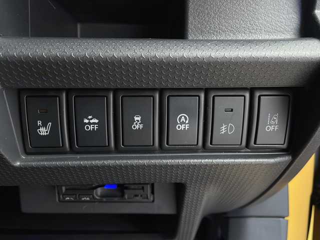 スズキ ハスラー Jスタイル Ⅲ 栃木県 2018(平30)年 5万km アクティブイエロー/スチールシルバー2トーン 社外ナビ/（）/バックカメラ/衝突軽減システム/車線逸脱抑制機能/横滑り防止/アイドリングストップ/ビルトインETC/前席シートヒーター/ハーフレザー/純正アルミホイール/社外フロアマット/電動格納ミラー/ステアリングスイッチ/ISOFIX/プッシュスタート/スマートキー