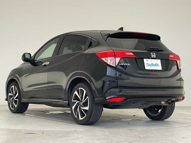 ホンダ ヴェゼル RS ホンダセンシング 愛知県 2017(平29)年 5.7万km クリスタルブラックパール 純正7インチSDナビ（あり）/レーダークルーズコントロール/シートヒーター/バックカメラ/純正アルミホイール/LEDヘッドライト/パドルシフト/レーンキープアシスト/ドライブレコーダー/ETC/ステアリングスイッチ/スマートキー/プッシュスタート