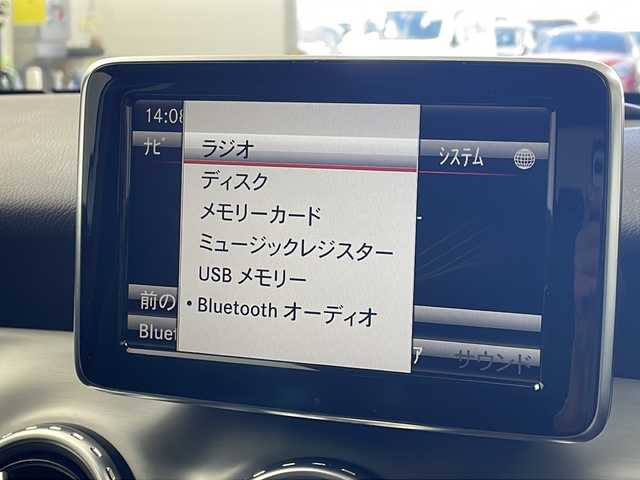 メルセデス・ベンツ ＧＬＡ２５０ 4マチック スポーツ 岐阜県 2014(平26)年 9.2万km カルサイトホワイト 純正HDDナビゲーション/AM FM/CD DVD/メモリーカード/ミュージックレジスター/USBメモリー/Bluetooth /ワンセグテレビ/革巻きステアリング/ステアリングリモコン/パドルシフト/ハーフレザーシート/パワーシート(D席)/シートヒーター(D席/N席)/防眩ミラー/キーレス&ゴー/スペアキー有/クルーズコントロール/ダウンヒルスピードレギュレーション/オフロードモード