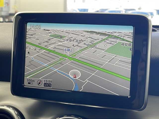 メルセデス・ベンツ ＧＬＡ２５０ 4マチック スポーツ 岐阜県 2014(平26)年 9.2万km カルサイトホワイト 純正HDDナビゲーション/AM FM/CD DVD/メモリーカード/ミュージックレジスター/USBメモリー/Bluetooth /ワンセグテレビ/革巻きステアリング/ステアリングリモコン/パドルシフト/ハーフレザーシート/パワーシート(D席)/シートヒーター(D席/N席)/防眩ミラー/キーレス&ゴー/スペアキー有/クルーズコントロール/ダウンヒルスピードレギュレーション/オフロードモード