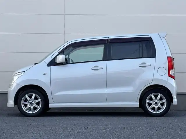 スズキ ワゴンＲ FT－LTD 茨城県 2009(平21)年 13万km パールホワイト 純正カーオーディオ/　(AM/FM/CD)/社外エアロ/　(フロント/サイド/リア/リアアンダー)/社外アルミホイール/ベンチシート/スマートキー/パワーステアリング/Wエアバック/社外フロアマット