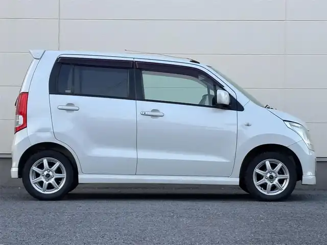 スズキ ワゴンＲ FT－LTD 茨城県 2009(平21)年 13万km パールホワイト 純正カーオーディオ/　(AM/FM/CD)/社外エアロ/　(フロント/サイド/リア/リアアンダー)/社外アルミホイール/ベンチシート/スマートキー/パワーステアリング/Wエアバック/社外フロアマット