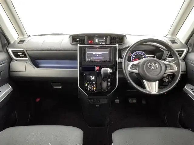 トヨタ ルーミー カスタムG 福井県 2019(令1)年 2.2万km パールホワイトⅢ Panasonicナビ　/CD/DVD/Bluetooth/フルセグ/両側パワースライドドア/スマートアシスト/・衝突警報機能/・ブレーキ制御付誤発進抑制機能/・車線逸脱警報機能/・クルーズコントロール/・オートライト/バックカメラ/シートヒーター/前後ドラレコ/LEDヘッドライト/ETC/フォグランプ