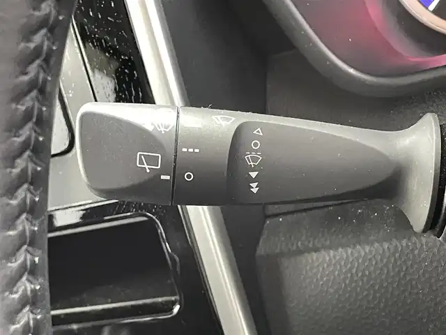 トヨタ ルーミー カスタムG 福井県 2019(令1)年 2.2万km パールホワイトⅢ Panasonicナビ　/CD/DVD/Bluetooth/フルセグ/両側パワースライドドア/スマートアシスト/・衝突警報機能/・ブレーキ制御付誤発進抑制機能/・車線逸脱警報機能/・クルーズコントロール/・オートライト/バックカメラ/シートヒーター/前後ドラレコ/LEDヘッドライト/ETC/フォグランプ