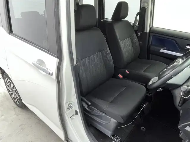 トヨタ ルーミー カスタムG 福井県 2019(令1)年 2.2万km パールホワイトⅢ Panasonicナビ　/CD/DVD/Bluetooth/フルセグ/両側パワースライドドア/スマートアシスト/・衝突警報機能/・ブレーキ制御付誤発進抑制機能/・車線逸脱警報機能/・クルーズコントロール/・オートライト/バックカメラ/シートヒーター/前後ドラレコ/LEDヘッドライト/ETC/フォグランプ