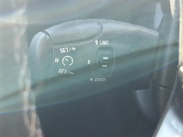 プジョー ２０８ アリュール 静岡県 2013(平25)年 9.9万km ゴールド MT車/純正ディスプレイオーディオ/・Bluetooth/・AM/FM/ETC/純正16インチアルミホイール/ハーフレザーシート/前後ドライブレコーダー/スペアキー