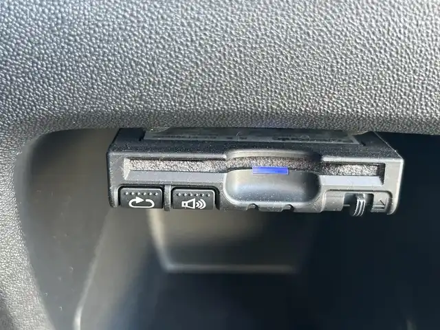 プジョー ２０８ アリュール 静岡県 2013(平25)年 9.9万km ゴールド MT車/純正ディスプレイオーディオ/・Bluetooth/・AM/FM/ETC/純正16インチアルミホイール/ハーフレザーシート/前後ドライブレコーダー/スペアキー