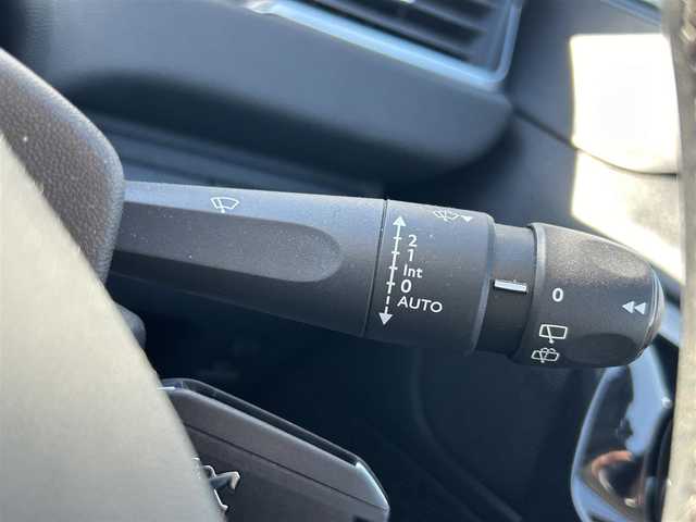 プジョー ２０８ アリュール 山形県 2013(平25)年 9.9万km スピリットグレー MT車/純正ディスプレイオーディオ/・Bluetooth/・AM/FM/ETC/純正16インチアルミホイール/ハーフレザーシート/前後ドライブレコーダー/スペアキー