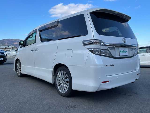 トヨタ ヴェルファイア 2．4Z Gエディション 山梨県 2012(平24)年 9.2万km ホワイトパールクリスタルシャイン 純正ＨＤＤナビ　/バックカメラ　/フルセグＴＶ　/純正ビルトインＥＴＣ　/Ｂｌｕｅｔｏｏｔｈ　/後席フリップダウンモニター　/３列シート　/電動リアゲート　/純正フロアマット　/運転席／助手席パワーシート　/両側パワスラ