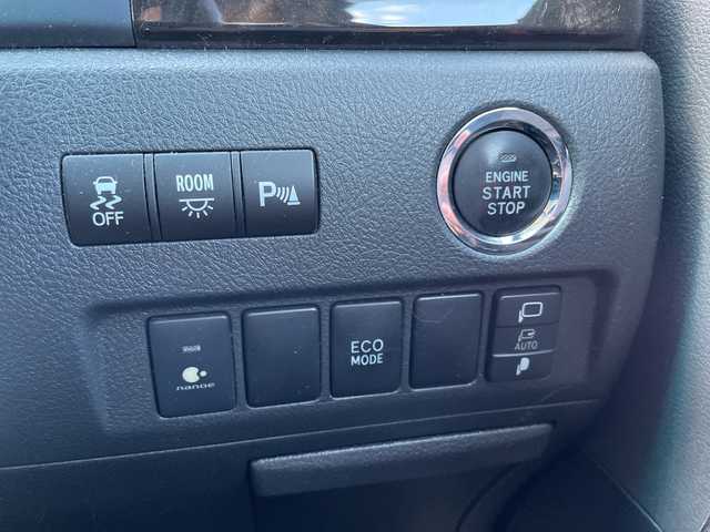 トヨタ ヴェルファイア 2．4Z Gエディション 山梨県 2012(平24)年 9.2万km ホワイトパールクリスタルシャイン 純正ＨＤＤナビ　/バックカメラ　/フルセグＴＶ　/純正ビルトインＥＴＣ　/Ｂｌｕｅｔｏｏｔｈ　/後席フリップダウンモニター　/３列シート　/電動リアゲート　/純正フロアマット　/運転席／助手席パワーシート　/両側パワスラ