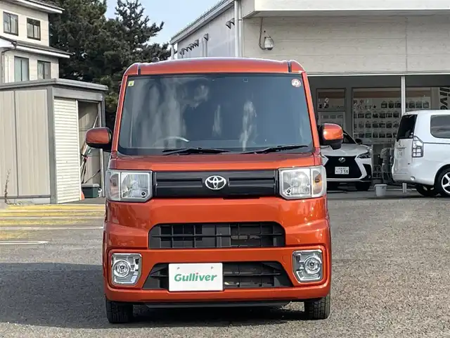 トヨタ ピクシスメガ