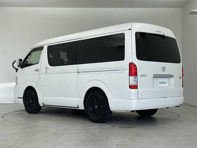 トヨタ ハイエース ファインテックツアラー 埼玉県 2020(令2)年 4.9万km ホワイトパールクリスタルシャイン モデリスタ　ＡＬＰＩＮＥ１１インチナビ　フリップダウンモニター　バックカメラ　デジタルインナーミラー　両側パワースライドドア　ＥＴＣ　レザー調シートカバー　ウッド調ハンドル　スマートキー　オートライト