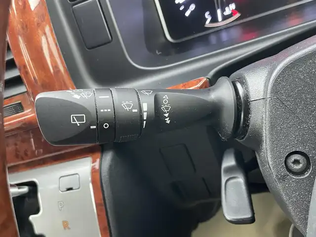 トヨタ ハイエース ファインテックツアラー 埼玉県 2020(令2)年 4.9万km ホワイトパールクリスタルシャイン モデリスタ　ＡＬＰＩＮＥ１１インチナビ　フリップダウンモニター　バックカメラ　デジタルインナーミラー　両側パワースライドドア　ＥＴＣ　レザー調シートカバー　ウッド調ハンドル　スマートキー　オートライト
