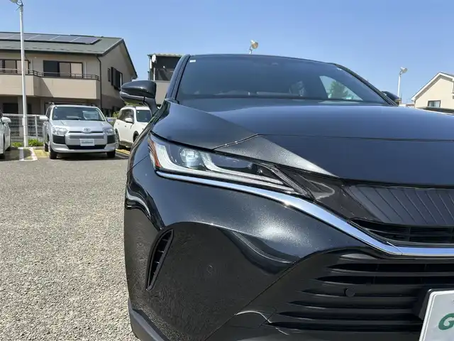 トヨタ ハリアー ハイブリッド G レザーパッケージ 宮城県 2020(令2)年 2.7万km プレシャスブラックパール /ワンオーナー//デジタルインナーミラー//純正メモリナビ（フルセグＴＶ，ＡＭ，ＦＭ，ＢＴ，Ｍｉｒａｃａｓｔ）//衝突被害軽減システム//ブラインドスポットモニター//クリアランスソナー//バックモニター//オートアラーム//レーダークルーズコントロール//ETC//パワーシートD席・N席//オートマチックハイビームスイッチ//ハンドルヒーター//アイドリングストップ//パワーバックドア//プッシュスタート//レーダーディパーチャーアラート//車両接近通報一時停止スイッチ//純正フロアマット//USBポート//トヨタSOSボタン//純正AWスタッドレスタイヤ積込