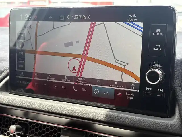 ホンダ シビック タイプR 徳島県 2023(令5)年 0.4万km チャンピオンシップホワイト 純正メモリーナビ/AM/FM/Bluetooth/USB/Bluetooth/バックカメラ/ビルトインETC2.0/純正USB/Bluetooth再生/純正フロアマット/純正19インチアルミホイール/ブラインドスポットモニター/クルーズコントロール/パーキングセンサーシステム/ドライブモード/オートマチックブレーキホールド/コーナーセンサー/プッシュスタート/オートライト/取扱説明書/新車時保証書