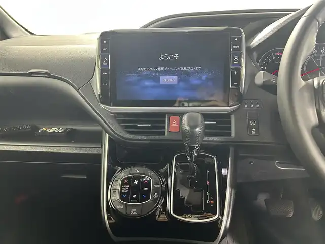 トヨタ ヴォクシー ZS 煌Ⅱ 佐賀県 2020(令2)年 6.3万km ホワイトパールクリスタルシャイン 社外アルパイン製11インチナビ【EX11NX】/【フルセグTV.CD.DVD.bort】/社外アルパイン製10インチフリップダウンモニター/モデリスタエアロ/デジタルインナールームミラー/衝突被害軽減システム/バックカメラ/クリアランスソナー/オートライト/オートマチックハイビーム/両側パワースライドドア/ISOFIX対応シート/LEDヘッドライト/フォグライト/ETC/純正16インチアルミホイール/純正フロアマット/ステアリングスイッチ/アイドリングストップ/ウィンカーミラー/スマートキー/スペアキー×１