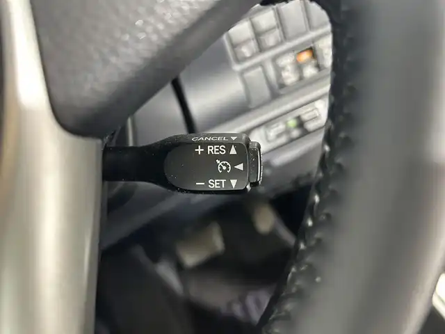 トヨタ ヴォクシー ZS 煌Ⅱ 佐賀県 2020(令2)年 6.3万km ホワイトパールクリスタルシャイン 社外アルパイン製11インチナビ【EX11NX】/【フルセグTV.CD.DVD.bort】/社外アルパイン製10インチフリップダウンモニター/モデリスタエアロ/デジタルインナールームミラー/衝突被害軽減システム/バックカメラ/クリアランスソナー/オートライト/オートマチックハイビーム/両側パワースライドドア/ISOFIX対応シート/LEDヘッドライト/フォグライト/ETC/純正16インチアルミホイール/純正フロアマット/ステアリングスイッチ/アイドリングストップ/ウィンカーミラー/スマートキー/スペアキー×１