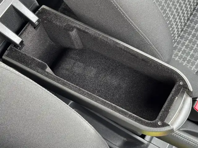 フォルクスワーゲン ポロ TSIコンフォートL マイスター 山梨県 2017(平29)年 4.1万km 青Ｍ １オーナー/純正メモリナビ /Bカメ　/AAC /フルセグＴＶ/ＢＴ/ＣＤ/ＤＶＤ/オートライト/ＬＥＤヘッドライト/ＥＴＣ/純正１５インチＡＷ/リアスポイラー/革巻きステア/取説/保証書