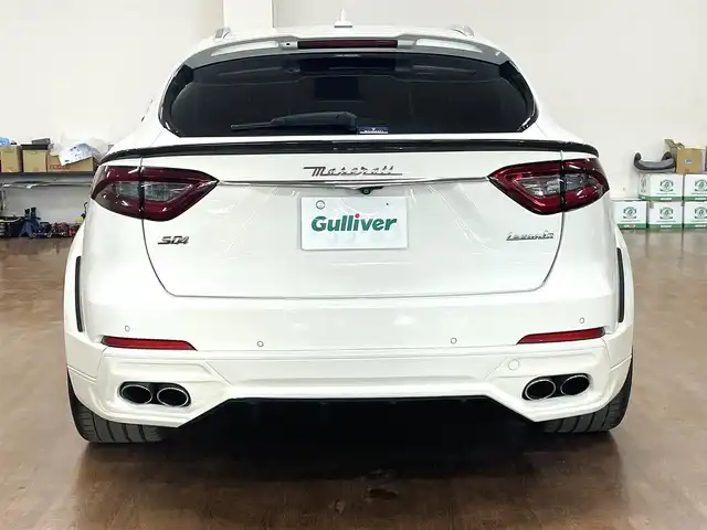 マセラティ レヴァンテ S 道央・札幌 2017(平29)年 3.9万km ビアンコ 4WD/純正ナビ/・ワンセグTV/BT/SD/USB/AM/FM/バックカメラ/全方位カメラ/サンルーフ/赤革シート/全席シートヒーター/前席パワーシート/運転席シートメモリ機能/社外前後ドライブレコーダー/社外レーダー/横滑り防止装置/オートクルーズコントロール/ビルトインETC/ブラインドスポットモニター/前後コーナーセンサー/プッシュスタート/スマートキー/オートライト/LEDヘッドライト/前後フォグライト/ウインカーミラー/カーテンエアバッグ/ルーフレール/トノカバー/NOVITEC製22インチAW/NOVITEC製フルエアロ/取扱説明書