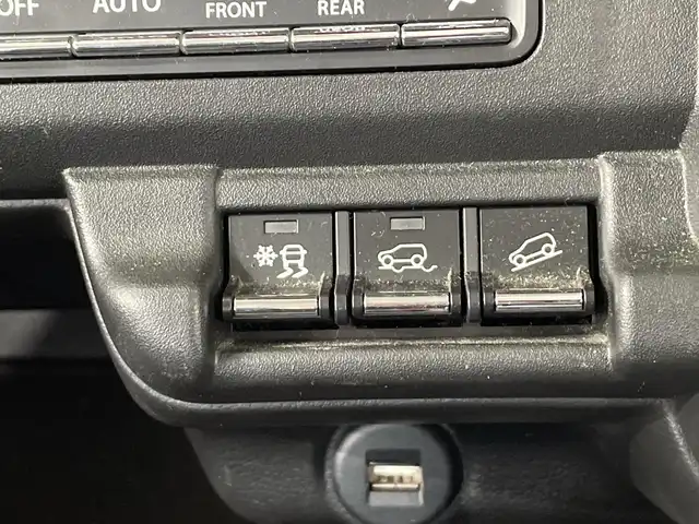 スズキ ハスラー HYBRID X ターボ 栃木県 2020(令2)年 3.4万km アクティブイエロー/ホワイト2トーンルーフ 4WD/ターボ/ルーフキャリア/バックラダー/オールテレーンタイヤ/ルーフトップライティング/DEAN製アルミホイール/純正ナビ/(フルセグTV・Bluetooth・CD・DVD・USB)/全方位カメラ/バックカメラ/スズキセーフティサポート/ ・衝突軽減ブレーキ/ ・レーンキープアシスト/ ・アダプティブクルーズコントロール/パドルシフト/ETC/LEDヘッドライト/オートライト/ダウンヒルアシストコントロール/純正フロアマット/後方コーナーセンサー