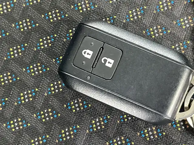 スズキ ハスラー HYBRID X ターボ 栃木県 2020(令2)年 3.4万km アクティブイエロー/ホワイト2トーンルーフ 4WD/ターボ/ルーフキャリア/バックラダー/オールテレーンタイヤ/ルーフトップライティング/DEAN製アルミホイール/純正ナビ/(フルセグTV・Bluetooth・CD・DVD・USB)/全方位カメラ/バックカメラ/スズキセーフティサポート/ ・衝突軽減ブレーキ/ ・レーンキープアシスト/ ・アダプティブクルーズコントロール/パドルシフト/ETC/LEDヘッドライト/オートライト/ダウンヒルアシストコントロール/純正フロアマット/後方コーナーセンサー