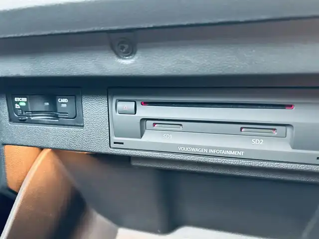 フォルクスワーゲン ＶＷ Ｔ－ロック TDI スタイル デザインPKG 大阪府 2020(令2)年 3.9万km アトランティックブルーM ACC/純正ナビ/TV/バックカメラ/applecarplay/純正17インチAW/電動リアゲート/ブラインドスポット/パドルシフト