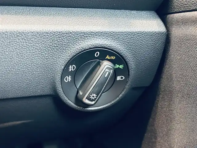 フォルクスワーゲン ＶＷ Ｔ－ロック TDI スタイル デザインPKG 大阪府 2020(令2)年 3.9万km アトランティックブルーM ACC/純正ナビ/TV/バックカメラ/applecarplay/純正17インチAW/電動リアゲート/ブラインドスポット/パドルシフト