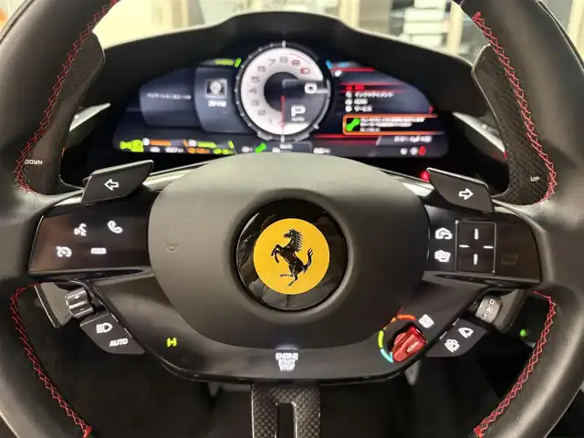 フェラーリ フェラーリ ＳＦ９０ ストラダーレ 愛知県 2021(令3)年 0.7万km 黒 /正規ディーラー車//禁煙車//CORNES記録簿R4.5.6//ネロ・デイトナ//LHD//DCTギアボックス//カーボンファイバー製フロントウィング/サイドエアスプリッタ//カーボンファイバーリアディフューザー/アンダーカバー//LED付きカーボンファイバー製ドライブゾーン//サスペンションリフター//20インチダイヤモンド研磨仕上げスポーツホイール//ミシュランパイロットスポーツCup2//ブラックブレーキキャリパー//カーボンセラミックブレーキ//AFSヘッドライトシステム//アクティブエアロダイナミックス//跳馬刺繍ヘッドレスト//スペシャルカラードステッチ//スクーデリアフェラーリフェンダーエンブレム//パワーManettino//eDrive/HV/Performance/Qualifing//ESP//CT/RACE/SPORT/WET//サテライトナビ//Bluetooth/USB//インフォティメントシステム//リアパーキングカメラ//ビルトインETC2.0//ドラレコ//レーダー探知機//黒革シート/パワーシート//マトリクスLED//アクティブビームコントロール//シフトタイミングライト//パーキングセンサー//HUD//ADAS//クルコン/AHB//EPB/スピードリミッター//充電ケーブル//スペアキー//保証書/取扱説明書
