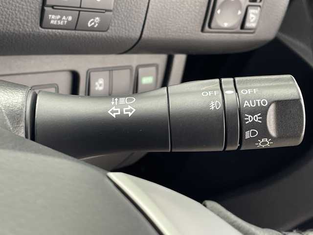 日産 セレナ ハイウェイS S HV Aセーフ 鹿児島県 2014(平26)年 6.5万km ダイヤモンドブラック 純正SDナビ/（AM/FM/CD/DVD/Bluetooth）/フルセグテレビ/アラウンドビューモニター/クルーズコントロール/片側パワースライドドア /ドライブレコーダー/ETC/純正フロアマット/LEDヘッドライト/純正AW16インチ/LEDヘッドライト/スマートキー