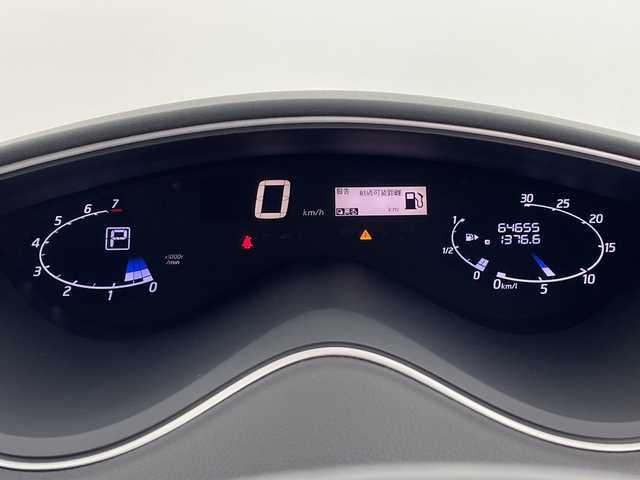 日産 セレナ ハイウェイS S HV Aセーフ 鹿児島県 2014(平26)年 6.5万km ダイヤモンドブラック 純正SDナビ/（AM/FM/CD/DVD/Bluetooth）/フルセグテレビ/アラウンドビューモニター/クルーズコントロール/片側パワースライドドア /ドライブレコーダー/ETC/純正フロアマット/LEDヘッドライト/純正AW16インチ/LEDヘッドライト/スマートキー