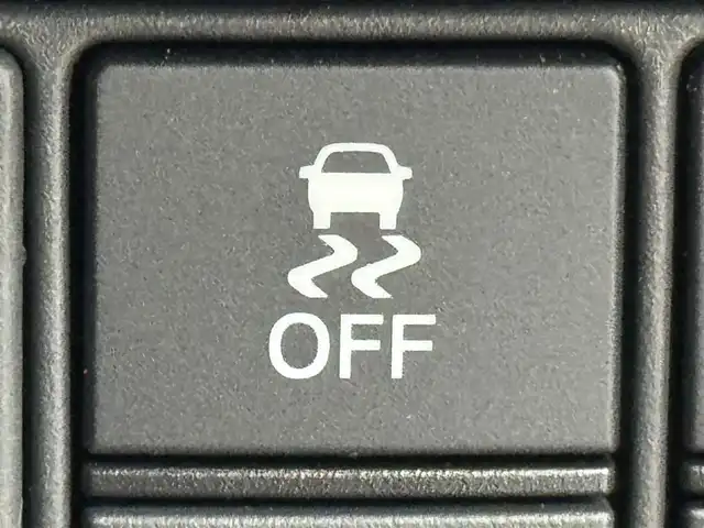 ホンダ シビック ハッチバック 福岡県 2020(令2)年 2.8万km オブシダンブルーパール 純正ナビ／フルセグＴＶ　/バックカメラ　/ビルトインＥＴＣ２．０　/前方ドラレコ　/アダプティブクルコン　/衝突軽減ブレーキ　/レーンキープ　/パドルシフト　/ハーフレザー　/パワーシート　/シートヒーター　/ＬＥＤヘッドライト