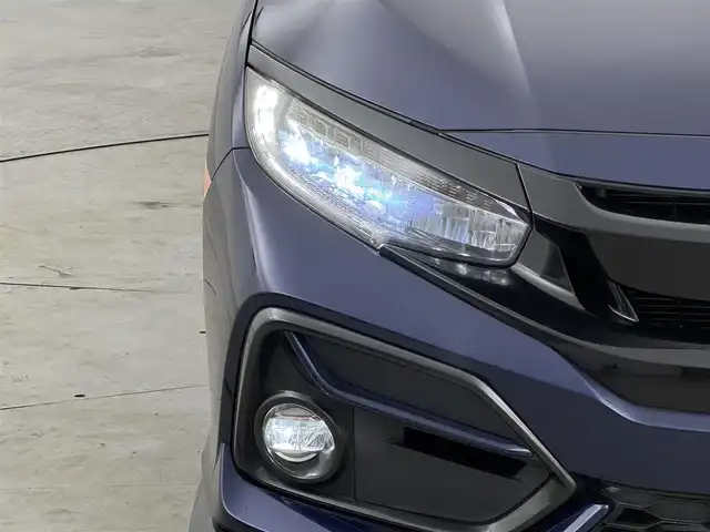 ホンダ シビック ハッチバック 福岡県 2020(令2)年 2.8万km オブシダンブルーパール 純正ナビ／フルセグＴＶ　/バックカメラ　/ビルトインＥＴＣ２．０　/前方ドラレコ　/アダプティブクルコン　/衝突軽減ブレーキ　/レーンキープ　/パドルシフト　/ハーフレザー　/パワーシート　/シートヒーター　/ＬＥＤヘッドライト