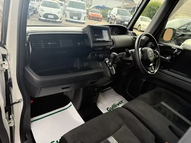 ホンダ Ｎ ＢＯＸ カスタム L 香川県 2022(令4)年 3.1万km プラチナホワイトパール ワンオーナー/社外SDナビ/フルセグ/バックカメラ/左パワースライドドア/ホンダセンシング/レーダークルーズコントロール/純正14インチアルミ/前後ドラレコ/スマートキー/レーンキープ/ETC