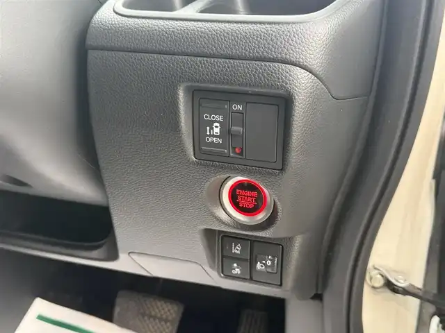 ホンダ Ｎ ＢＯＸ カスタム L 香川県 2022(令4)年 3.1万km プラチナホワイトパール ワンオーナー/社外SDナビ/フルセグ/バックカメラ/左パワースライドドア/ホンダセンシング/レーダークルーズコントロール/純正14インチアルミ/前後ドラレコ/スマートキー/レーンキープ/ETC