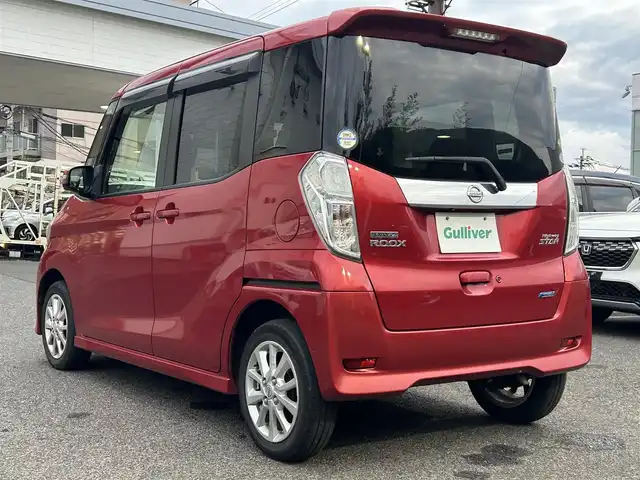 日産 デイズ ルークス ハイウェイスターX 長崎県 2016(平28)年 5.6万km スパークリングレッドM 純正ナビ/アラウンドビューモニター/フルセグTV/エマージェンシーブレーキ/片側パワースライドドア/Bluetooth/スマートキー/キセノンヘッドライト/サーキュレーター/アイドリングストップ