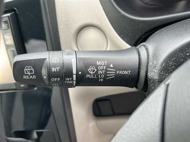 日産 デイズ J 沖縄県 2015(平27)年 4万km ホワイト 純正ナビ/（AM/FM/CD/DVD/BT) /ワンセグTV /バックカメラ /リモコンキー /純正フロアマット /ダブルエアバッグ /パワーウィンドウ /パワーステアリング