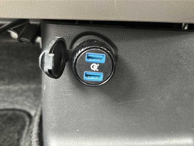 日産 デイズ J 沖縄県 2015(平27)年 4万km ホワイト 純正ナビ/（AM/FM/CD/DVD/BT) /ワンセグTV /バックカメラ /リモコンキー /純正フロアマット /ダブルエアバッグ /パワーウィンドウ /パワーステアリング