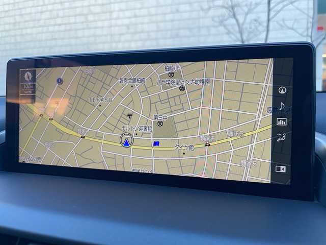 レクサス ＮＸ 300h バージョンL 青森県 2019(令1)年 5.5万km グラファイトブラックガラスフレーク ワンオーナー/セーフティシステムプラス/10.3インチワイドディスプレイナビ・フルセグTV/CD・DVD・Bluetooth・SD・USB/バック・サイドカメラ/黒本革シート/前席エアシート・パワーシート/前後席シートヒーター/後席電動格納シート/ステアリングヒーター/パワーバックドア/プリクラッシュセーフティ/レーダークルーズコントロール/レーントレーシングアシスト/アダプティブハイビーム/OPブラインドスポットモニター/純正ドライブレコーダー/ビルトインETC2.0/AC100V100W/パドルシフト/角型三眼LEDヘッドライト/LEDフォグランプ/OP純正18インチアルミ/スペアキー・カードキー/R2.R3.R4.R5.R6年ディーラー記録簿有/保証書・取説書