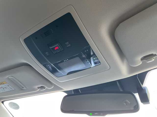 レクサス ＮＸ 300h バージョンL 青森県 2019(令1)年 5.5万km グラファイトブラックガラスフレーク ワンオーナー/セーフティシステムプラス/10.3インチワイドディスプレイナビ・フルセグTV/CD・DVD・Bluetooth・SD・USB/バック・サイドカメラ/黒本革シート/前席エアシート・パワーシート/前後席シートヒーター/後席電動格納シート/ステアリングヒーター/パワーバックドア/プリクラッシュセーフティ/レーダークルーズコントロール/レーントレーシングアシスト/アダプティブハイビーム/OPブラインドスポットモニター/純正ドライブレコーダー/ビルトインETC2.0/AC100V100W/パドルシフト/角型三眼LEDヘッドライト/LEDフォグランプ/OP純正18インチアルミ/スペアキー・カードキー/R2.R3.R4.R5.R6年ディーラー記録簿有/保証書・取説書