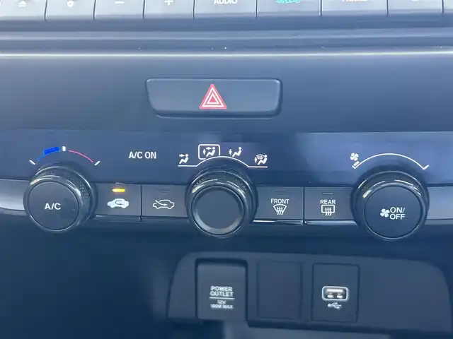 ホンダ フィット ベーシック 茨城県 2023(令5)年 2.2万km クリスタルブラックパール ワンオーナー/純正SDナビ/　（CD/DVD/BT/フルセグ）/バックカメラ/ETC/ドライブレコーダー/レーダークルーズコントロール/ハロゲンヘッドライト/スマートキー/アイドリングストップ/ドアバイザー/純正フロアマット/保証書/取扱説明書/スペアキー
