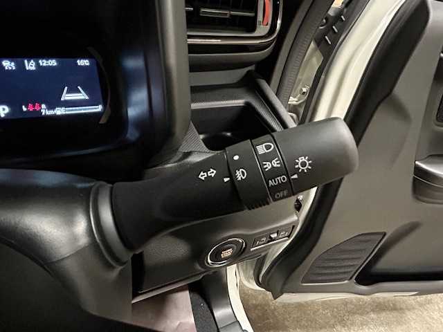 スズキ スペーシア ギア HYBRID XZ 道央・札幌 2024(令6)年 0.1万km未満 ベージュ 【2504034616】/4WD/衝突軽減ブレーキ/ナビ/フルセグＴＶ/Ｂｌｕｅｔｏｏｔｈ/全方位カメラ/両側電動スライドドア/純正14インチアルミホイール/コーナーセンサー/前席シートヒーター/ハンドルヒーター/レーダークルーズ/ＬＥＤヘッドライト/ＬＥＤフォグライト/ルーフレール