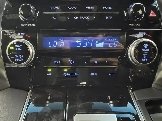 トヨタ アルファードハイブリット S タイプゴールド 愛知県 2020(令2)年 5.3万km ホワイトパールクリスタルシャイン トヨタセーフティセンス/・プリクラッシュセーフティ/・レーントレーシングアシスト/・パーキングサポートブレーキ/・パーキングソナー/・アダプティブハイビーム/レーダークルーズコントロール/パワーバックドア/純正ディスプレイオーディオ（ナビキット）/・フルセグTV/Bluetooth/USB/バックカメラ/ビルドインETC/前後ドライブレコーダー/寒冷地仕様/AC100V