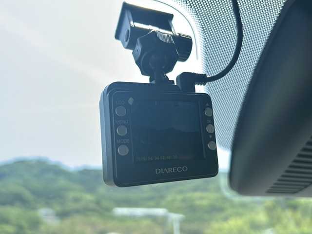 マツダ デミオ 15S 佐賀県 2019(平31)年 3万km ソウルレッドクリスタルM マツダコネクトナビ/全方位カメラ/バックカメラ/ETC/衝突被害軽減ブレーキ/レーンキープアシスト/コーナーセンサー/ドライブレコーダー/プッシュスタート/スマートキー
