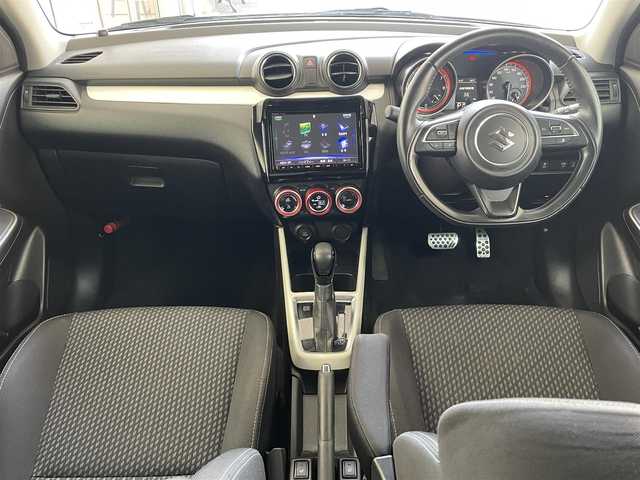 スズキ スイフト XR LTD 愛知県 2019(平31)年 6.2万km ピュアホワイトP 純正メモリナビ〈CN-RZ846〉/・DVD／Bluetooth／地デジTV/前席シートヒーター/スズキセーフティーサポート/・デュアルレーダーブレーキサポート/・車線逸脱警報/・車線逸脱抑制機能/・ふらつき警報/・先行車発進お知らせ機能/ハイビームアシスト/ETC/エンジンプッシュスタート