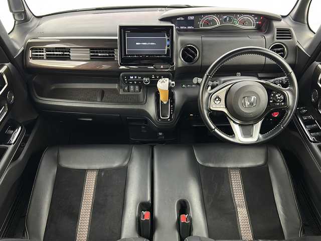 ホンダ Ｎ ＢＯＸ カスタム G L ターボ ホンダセンシング 宮城県 2019(令1)年 4.4万km プラチナホワイトパール 禁煙車/Honda SENSING/・衝突軽減ブレーキ/・アダプティブクルーズコントロール/・車線維持支援システム/・誤発進抑制機能 /・オートハイビーム/両側パワースライドドア/純正7型ナビ(地図SD無)/BT.CD.DVD.USB.SD/バックカメラ/フルセグTV/ハーフレザーシート/パドルシフト/ステアリングスイッチ/革巻きステアリング/ビルトインETC/プッシュスタート/スマートキー/横滑り防止機能/アイドリングストップ/LEDヘッドライト/フォグランプ/純正フロアマット/純正１５インチAW/ドアバイザー/ロールサンシェード