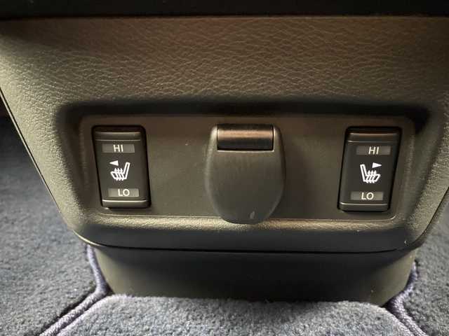日産 セレナ オーテック セーフティパッケージ 道央・札幌 2021(令3)年 7.9万km カスピアンブルー ・４WD/エマージェンシブレーキ/・プロパイロット/・純正10インチナビ/・BD/DVD/CD/SD/Bluetooth/・フルセグ/バックカメラ /・アラウンドビューモニター/・両側パワースライドドア/・インテリジェントルームミラー/・ハーフレザーシート/・ドライブレコーダー/・ビルトインETC/・スマートキー/・ステアリングヒーター