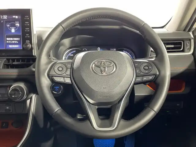 トヨタ ＲＡＶ４ ハイブリッド アドベンチャー 福島県 2022(令4)年 4.1万km アッシュグレーメタリック/アーバンカーキ ・純正10.5型ディスプレイオーディオ/＜AM/FM/CD/DVD/BT/Miracast＞/・バックカメラ/・デジタルインナーミラー/・ビルトインETC/・前後シートヒーター /・運転席パワーメモリーシート/・ハンズフリーPBD/・セーフティセンス/・TRAILモード/・ドライブセレクトモード/・前後ソナー/・電動パーキングブレーキ/ブレーキホールド/・先行車発進告知/・PKSB/・BSM/・後退時抑制/・オートライト/・プッシュスタート/・革巻きステアリング/・ステアリングメーター/・オレンジステッチ合皮シート/・パノラマルーフ/・ルーフレール/・LEDヘッドライト/LEDフォグ/・純正サイド/リアスポイラー/・純正１９インチアルミホイール